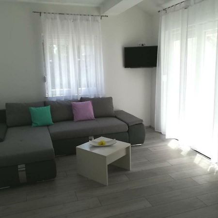 Apartments Brodarica Бродарица Экстерьер фото